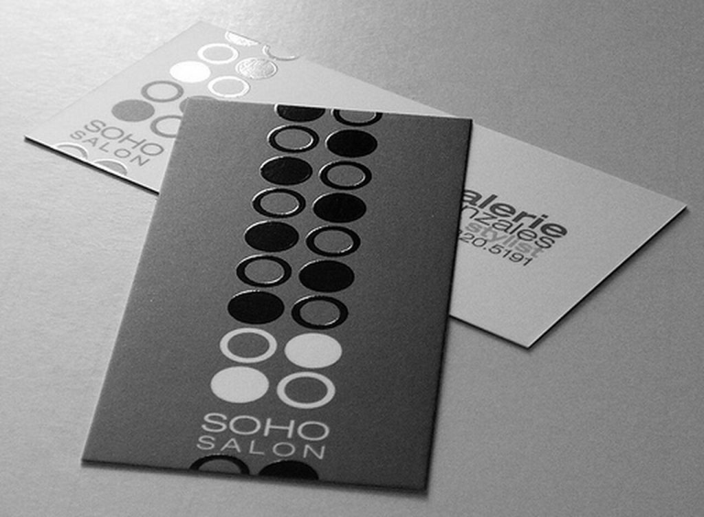 In name card Phủ UV
