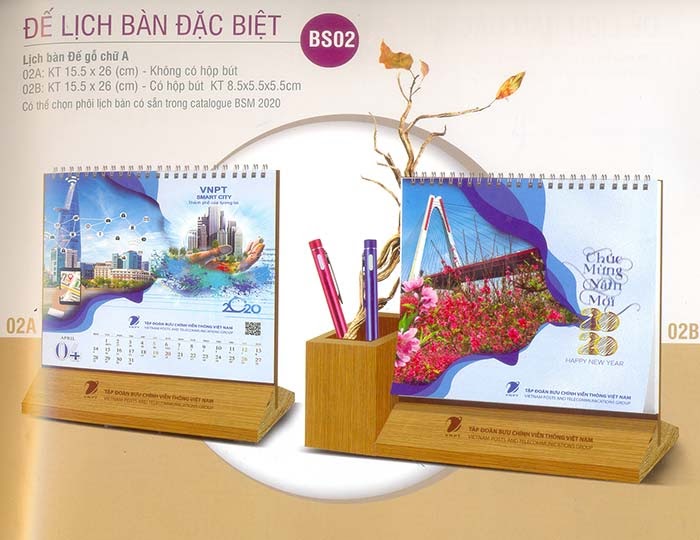lịch đế gỗ